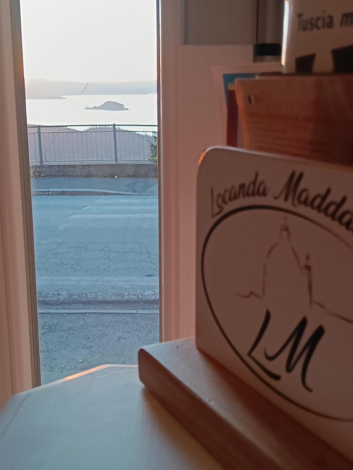 Locanda Maddalena - Accoglienza Pellegrini 蒙蒂菲阿斯科尼 外观 照片